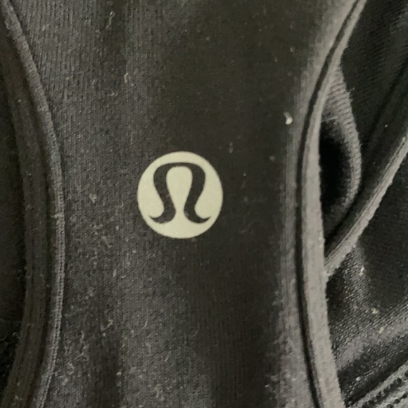 Lululemon Cool Racerback Ruffled Up Tank. Size 4 - Picture 3 of 3